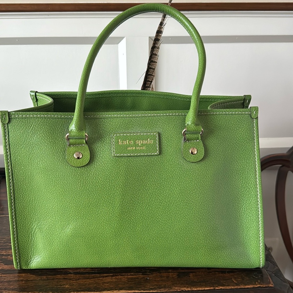 Green Kate spade bag